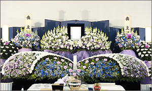 家族葬の花祭壇イメージ